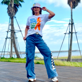 Zumba Summer Smile Tee <Wear It Out White> | JWI OFFICIAL WEBSITE