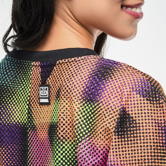 Electric Feel Boxy Dolman Crop Top <Black/Pink> | JWI OFFICIAL